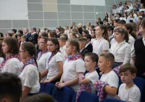10 ноября в Городском Дворце молодежи состоялся торжественный прием учащихся в ряды Российского движения школьников